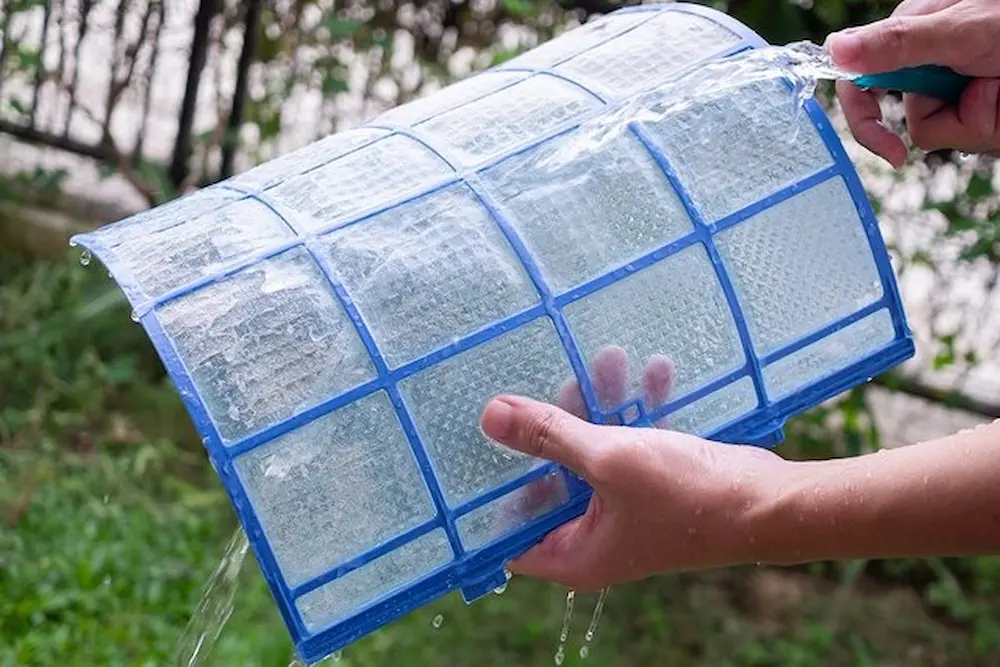 شستوشو فیلترها با استفاده از آب ولرم
