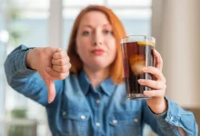 تأثیر نوشابه‌های گازدار بر بدن و جایگزین‌های سالم