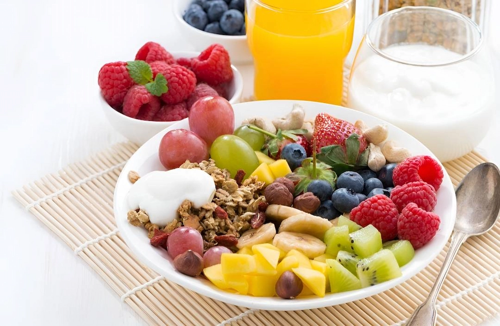 تغذیه متعادل برای داشتن چهره شاداب تر بدون آرایش